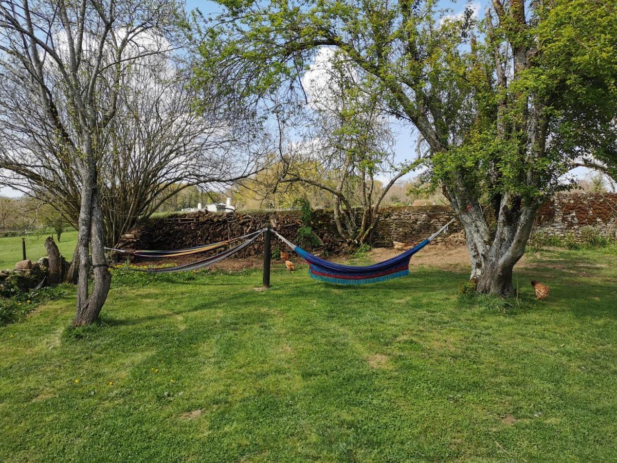 Bed and Breakfast Domaine De La Castagnere Castetnau-Camblong Екстер'єр фото